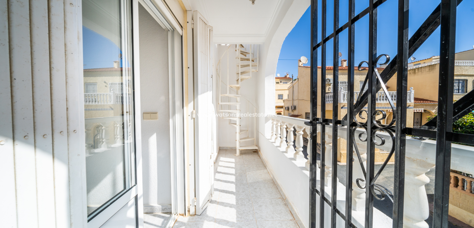 Resale - Reihenhaus - Urb. La Marina