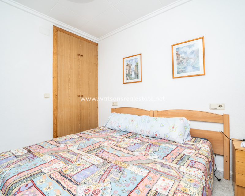 Resale - Reihenhaus - Urb. La Marina