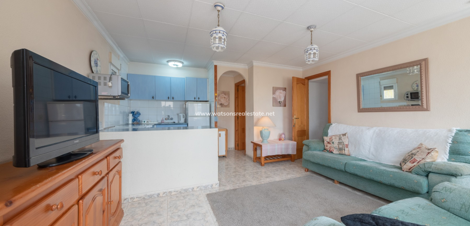 Resale - Reihenhaus - Urb. La Marina