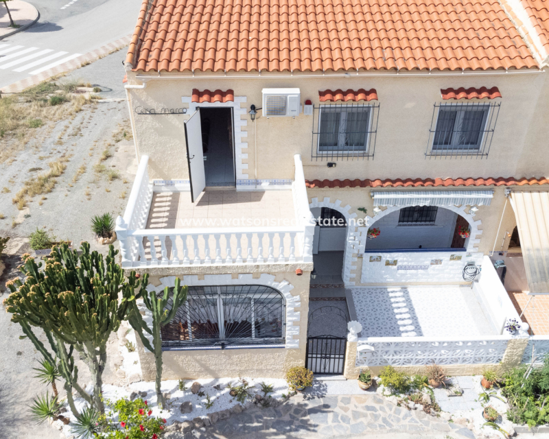 Resale - Reihenhaus - Urb. La Marina