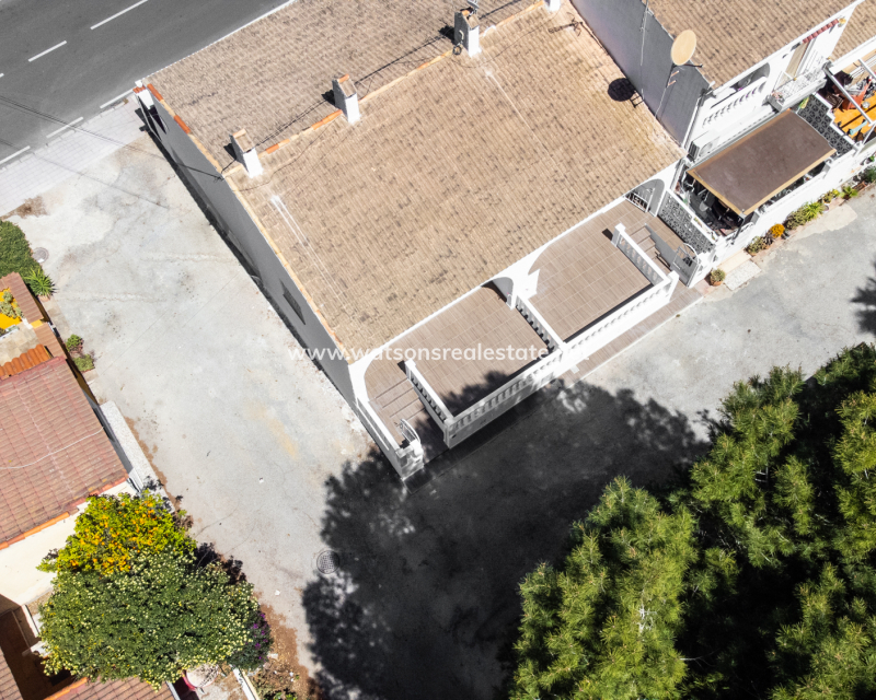 Resale - Reihenhaus - Urb. La Marina