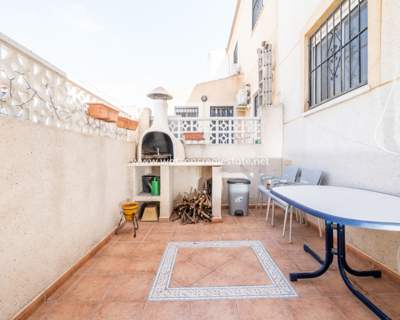 Resale - Reihenhaus - Urb. La Marina