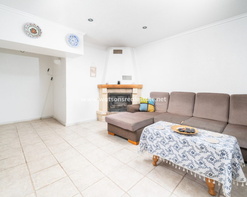 Resale - Reihenhaus - Urb. La Marina