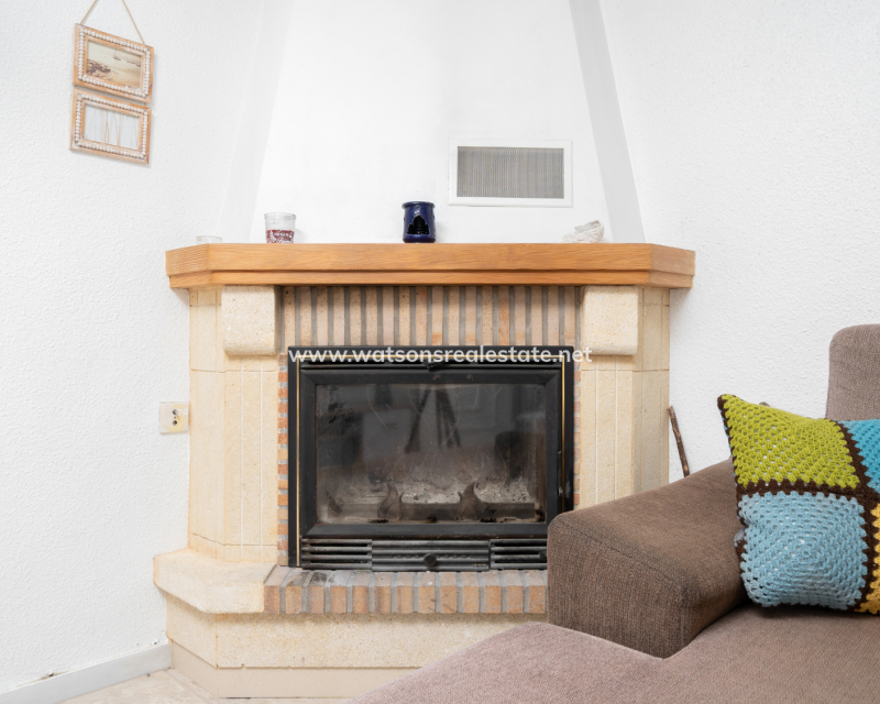 Resale - Reihenhaus - Urb. La Marina