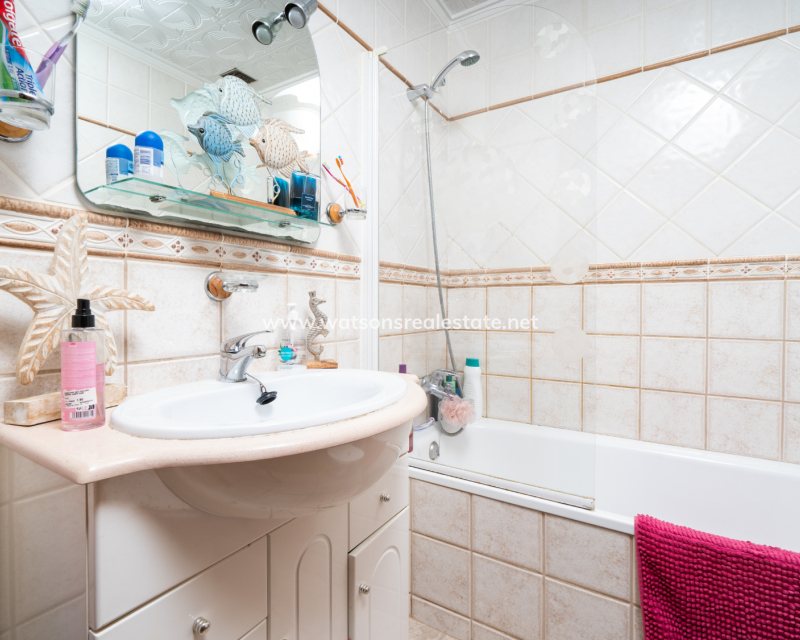 Resale - Reihenhaus - Urb. La Marina