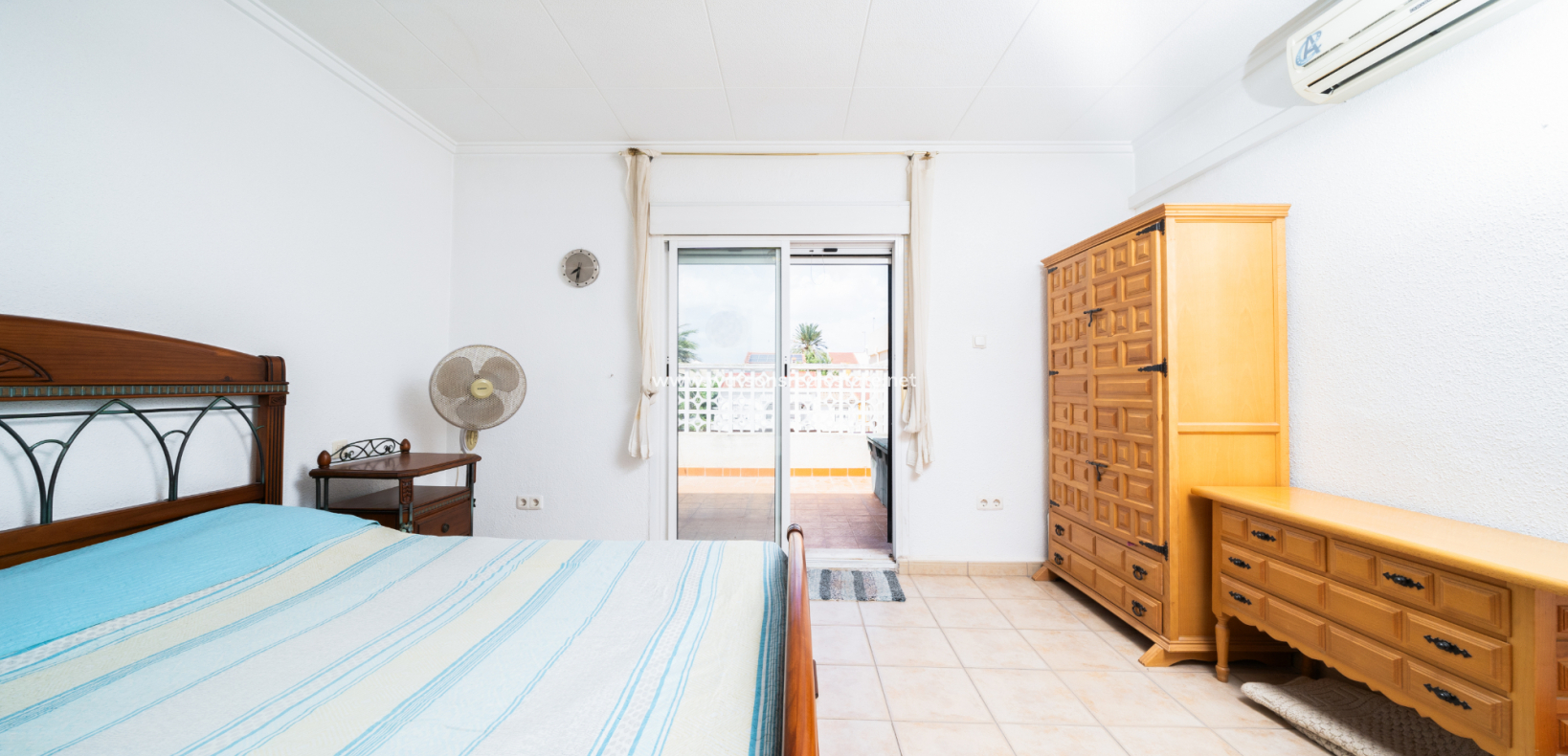 Resale - Reihenhaus - Urb. La Marina