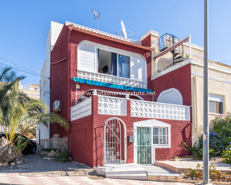 Resale - Reihenhaus - Urb. La Marina