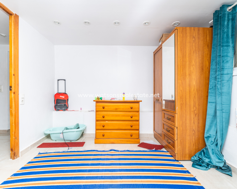 Resale - Reihenhaus - Urb. La Marina