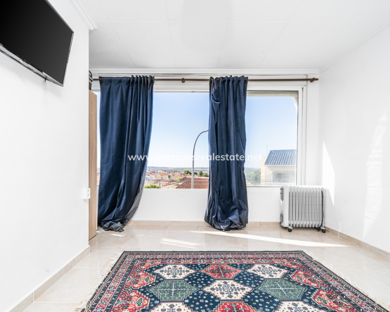 Resale - Reihenhaus - Urb. La Marina