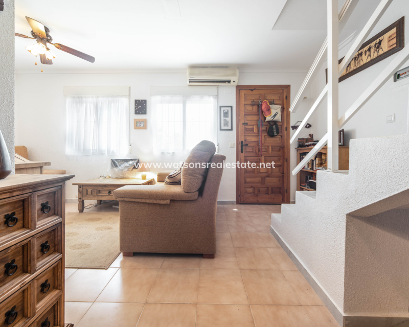 Resale - Reihenhaus - Urb. La Marina