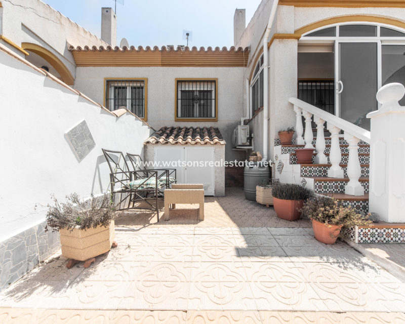 Resale - Reihenhaus - Urb. La Marina