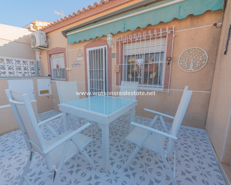 Resale - Reihenhaus - Urb. La Marina