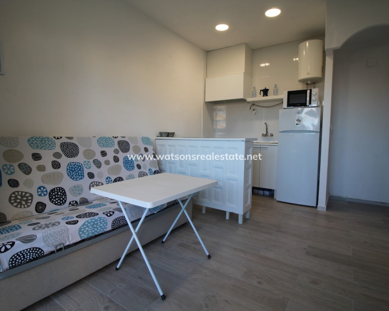 Resale - Reihenhaus - Urb. La Marina