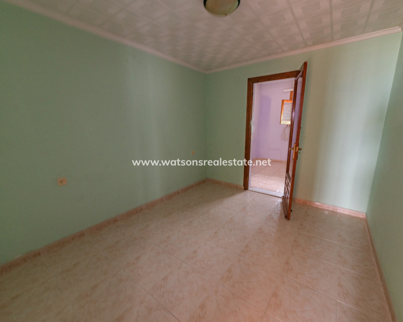 Resale - Reihenhaus - Urb. La Marina