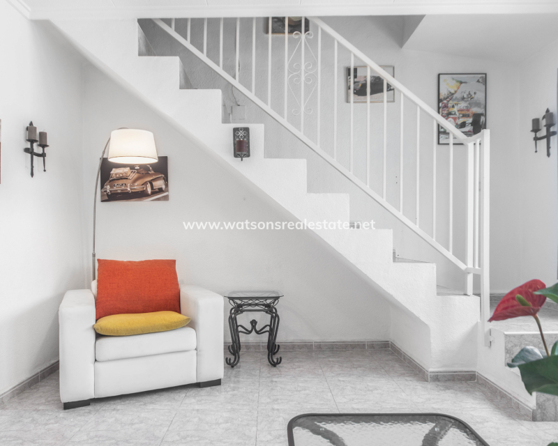 Resale - Reihenhaus - Urb. La Marina