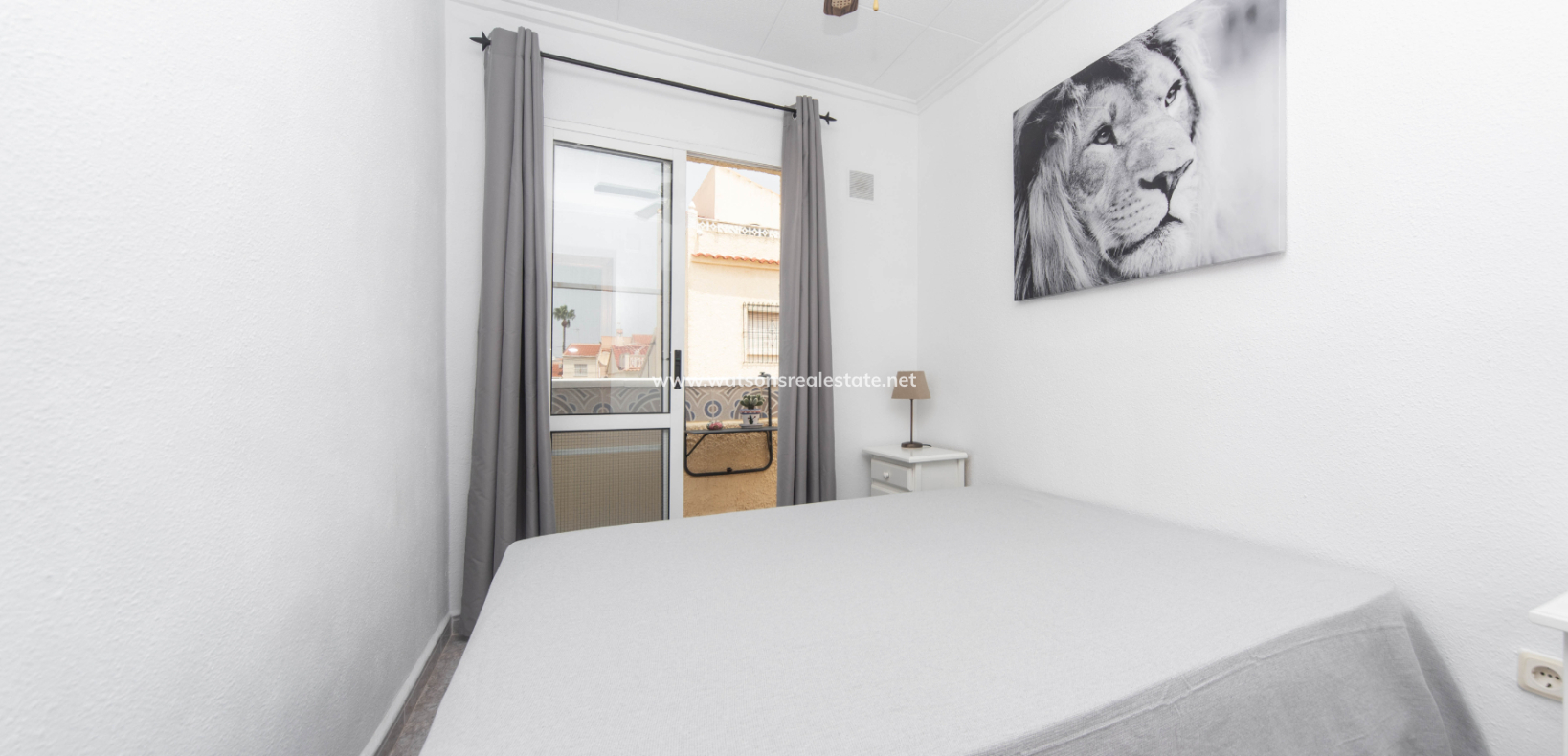 Resale - Reihenhaus - Urb. La Marina