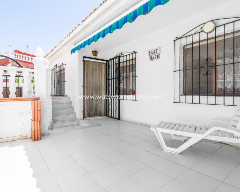 Resale - Reihenhaus - Urb. La Marina