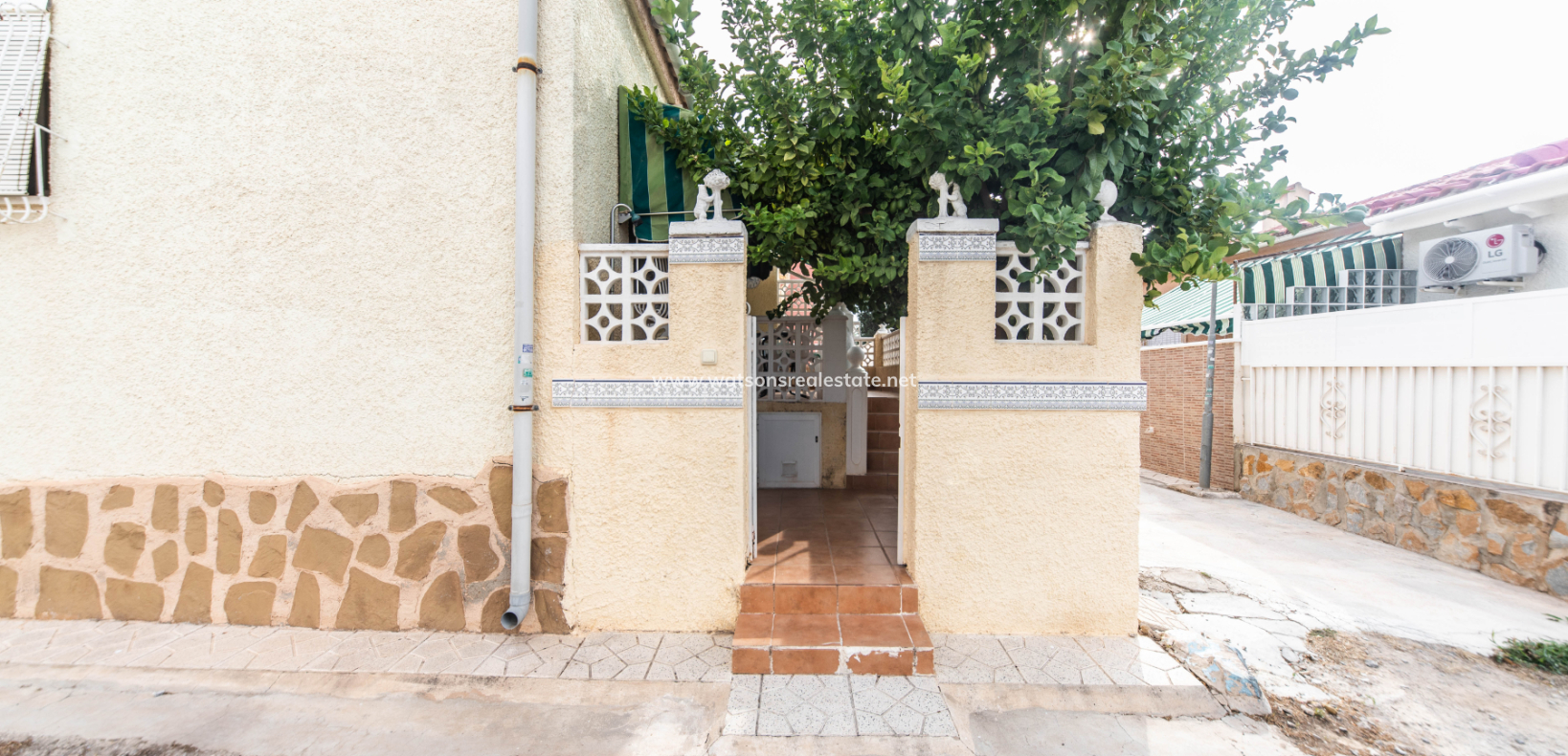 Resale - Reihenhaus - Urb. La Marina