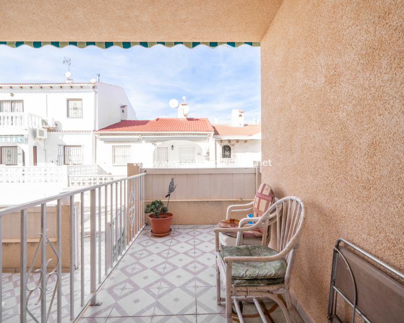 Resale - Reihenhaus - Urb. La Marina