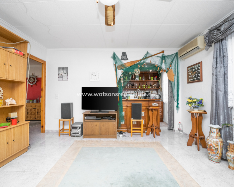 Resale - Reihenhaus - Urb. La Marina