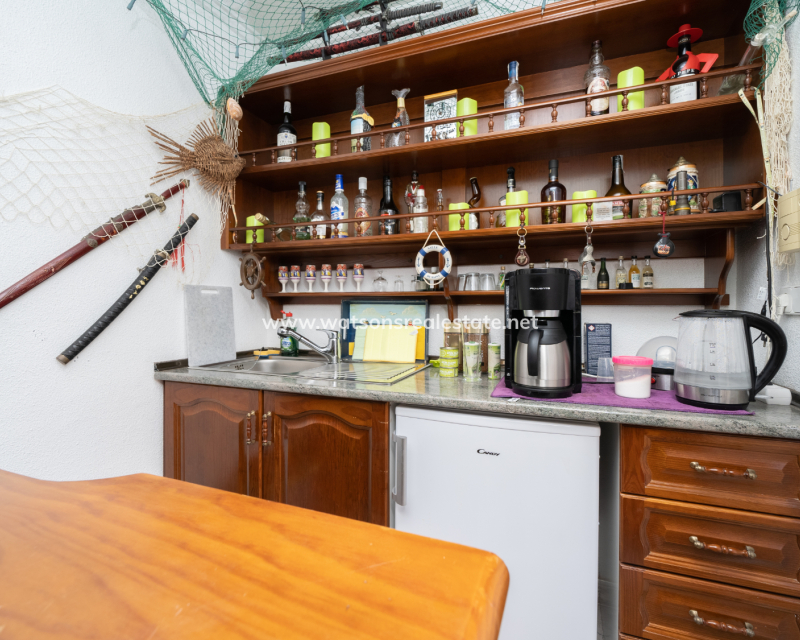 Resale - Reihenhaus - Urb. La Marina