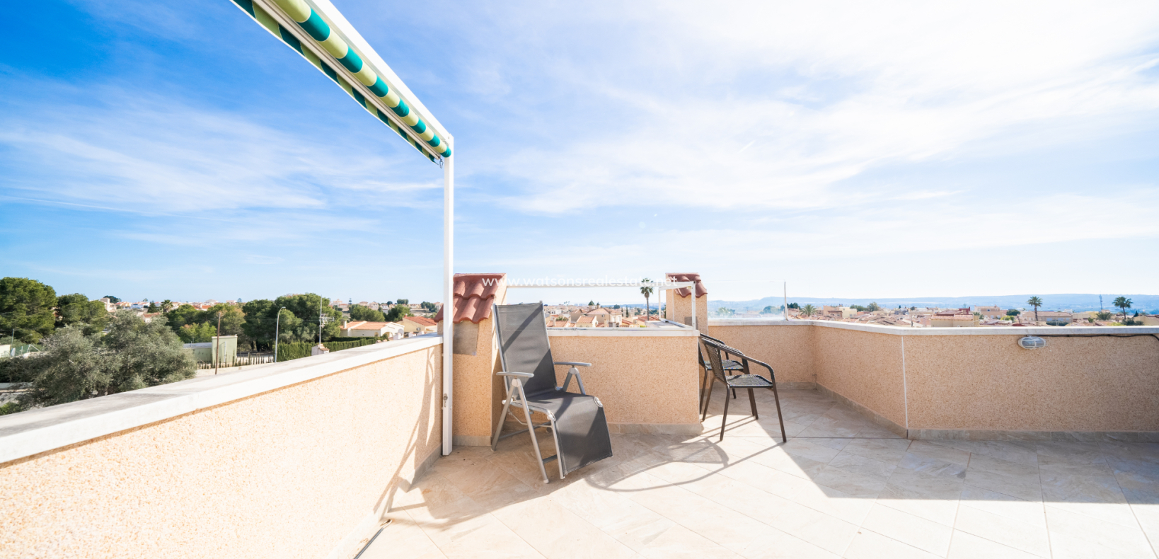 Resale - Reihenhaus - Urb. La Marina