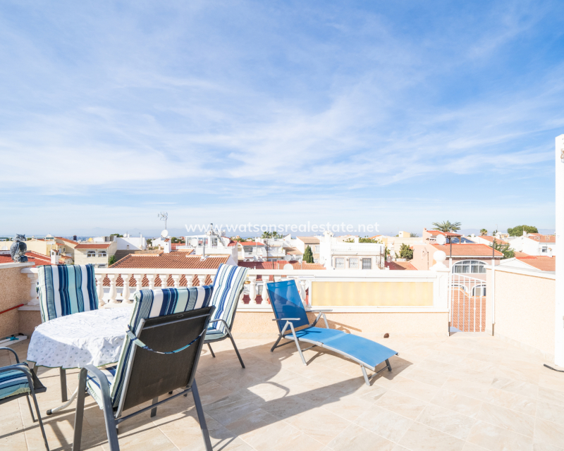 Resale - Reihenhaus - Urb. La Marina