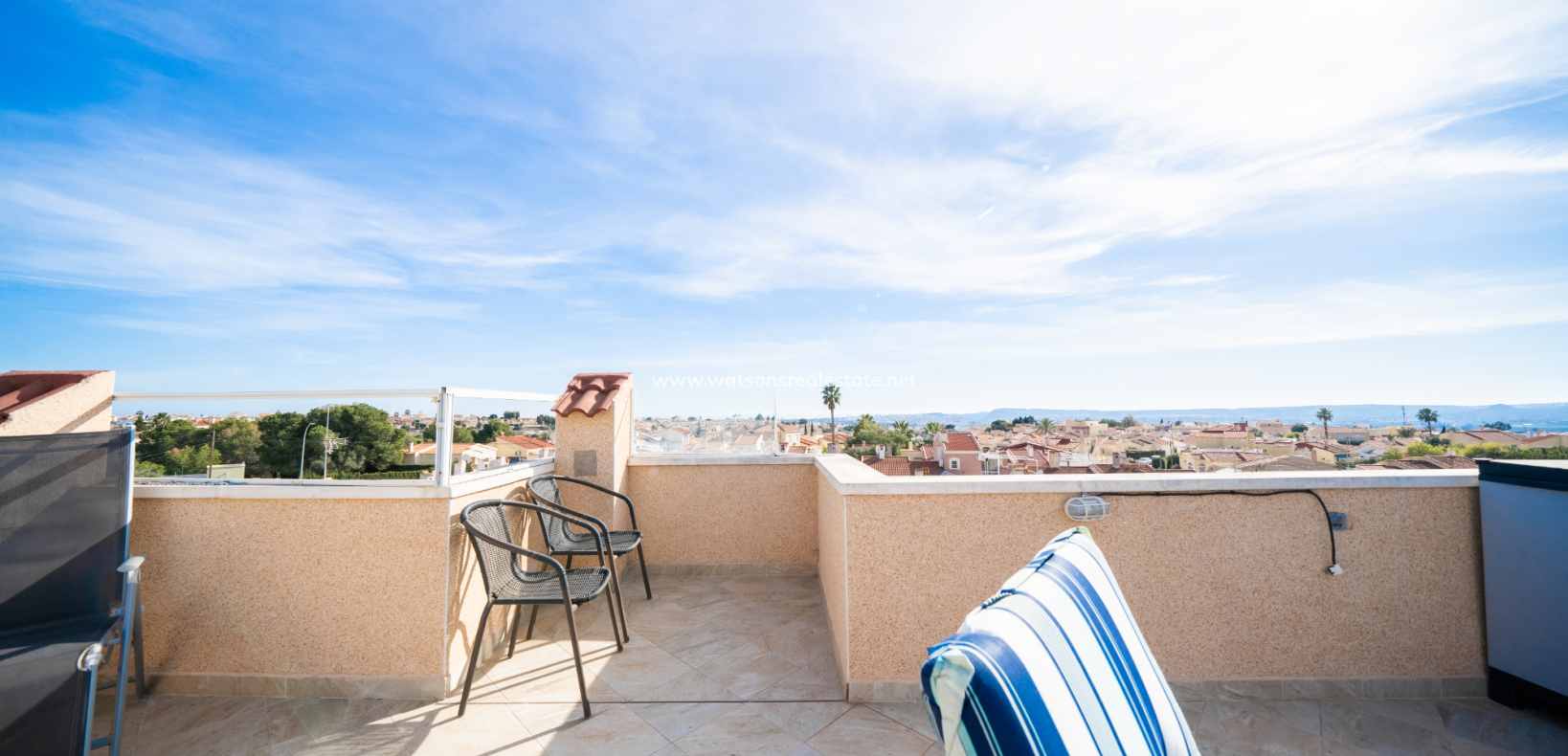 Resale - Reihenhaus - Urb. La Marina