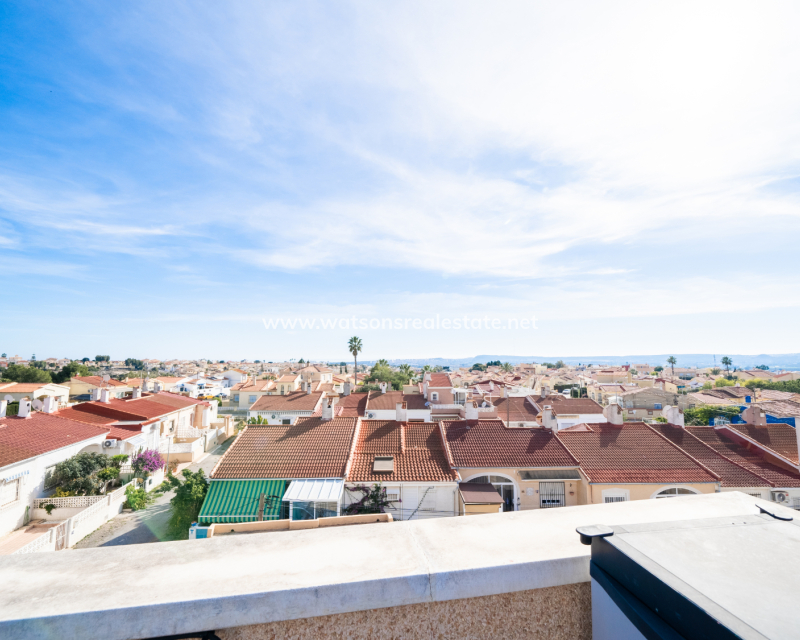 Resale - Reihenhaus - Urb. La Marina