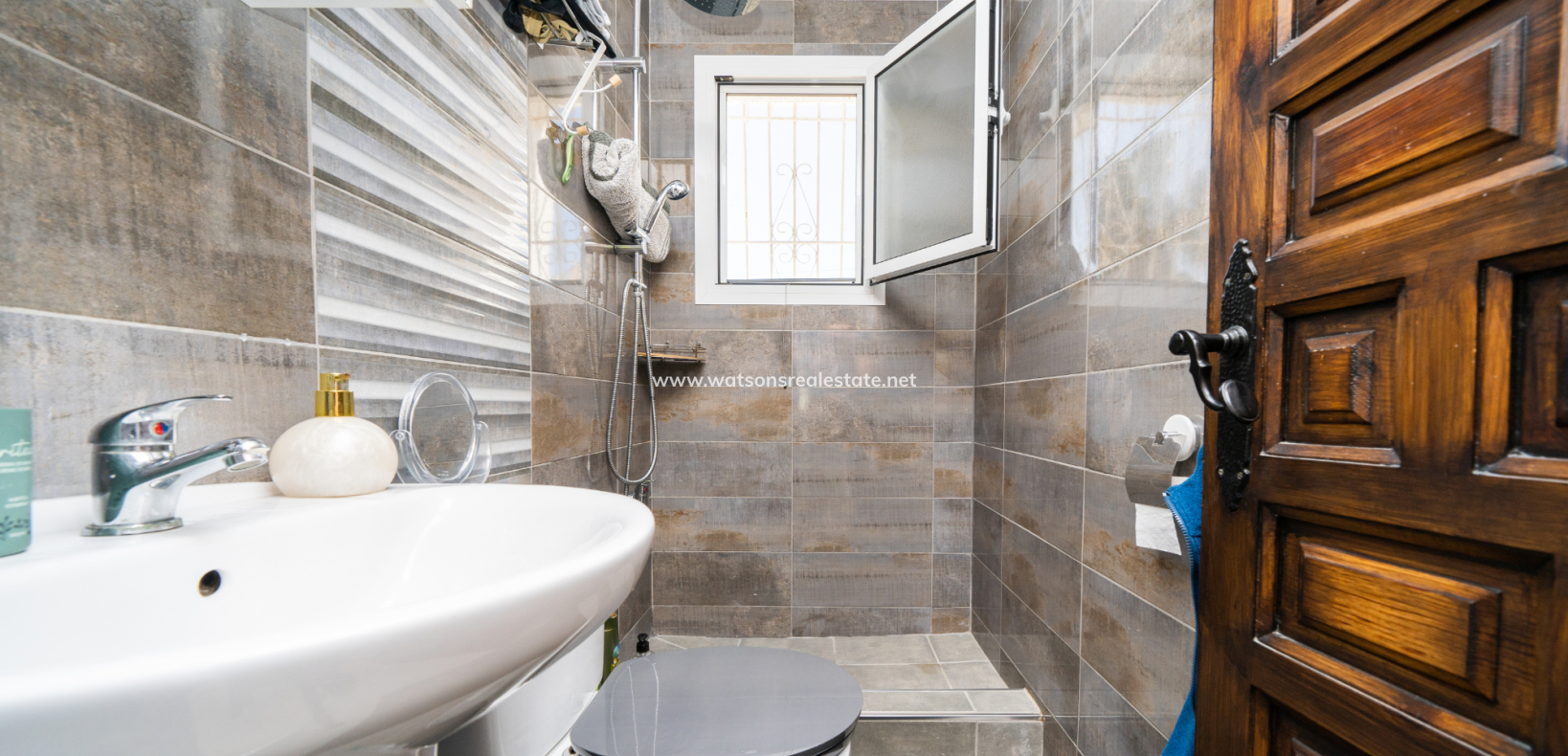 Resale - Reihenhaus - Urb. La Marina