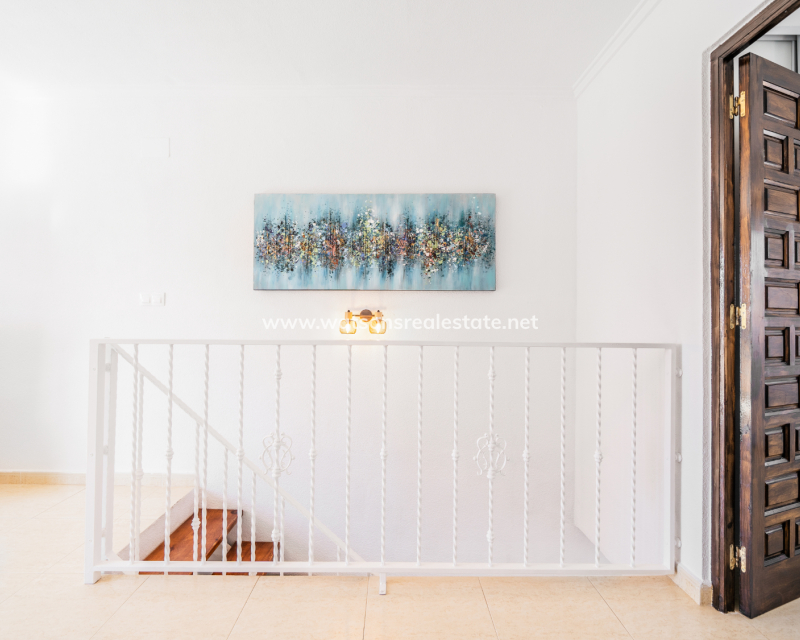 Resale - Reihenhaus - Urb. La Marina