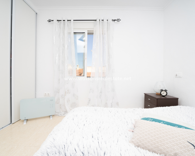 Resale - Reihenhaus - Urb. La Marina