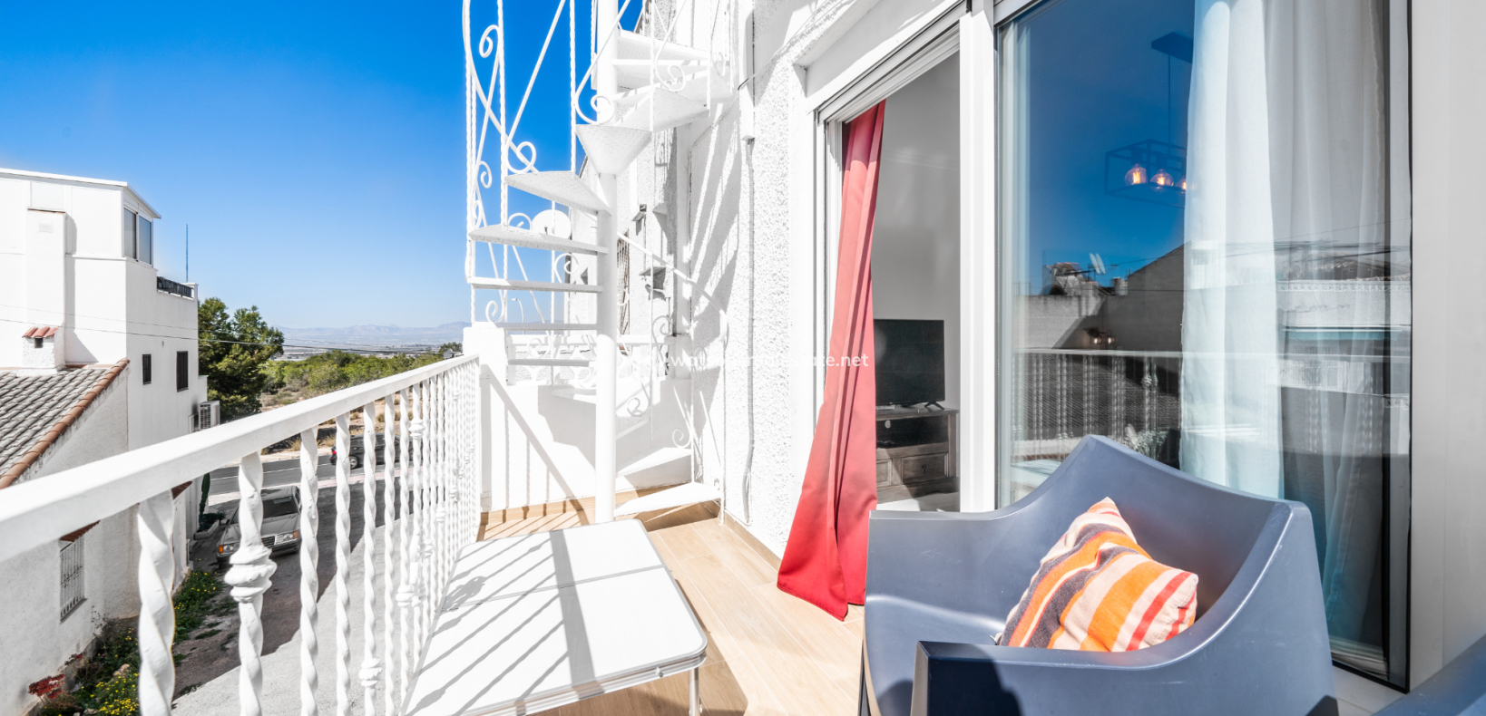 Resale - Reihenhaus - Urb. La Marina