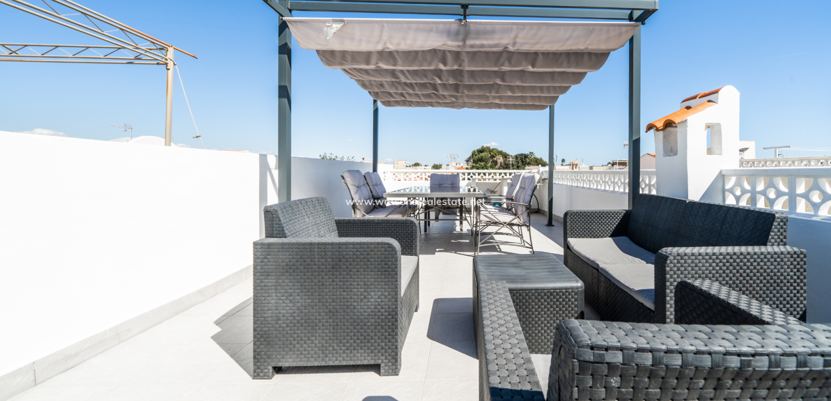 Resale - Reihenhaus - Urb. La Marina