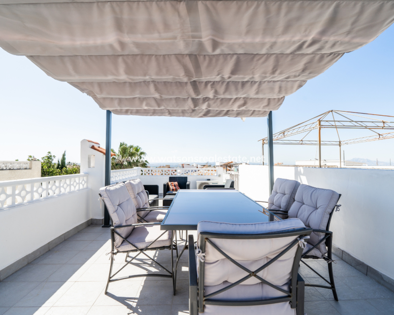 Resale - Reihenhaus - Urb. La Marina