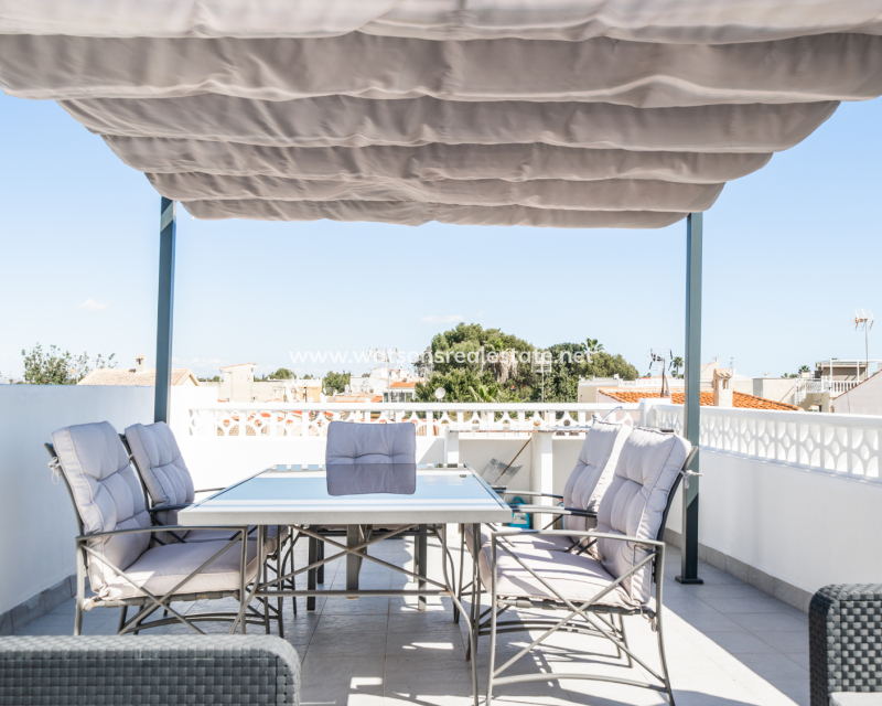 Resale - Reihenhaus - Urb. La Marina