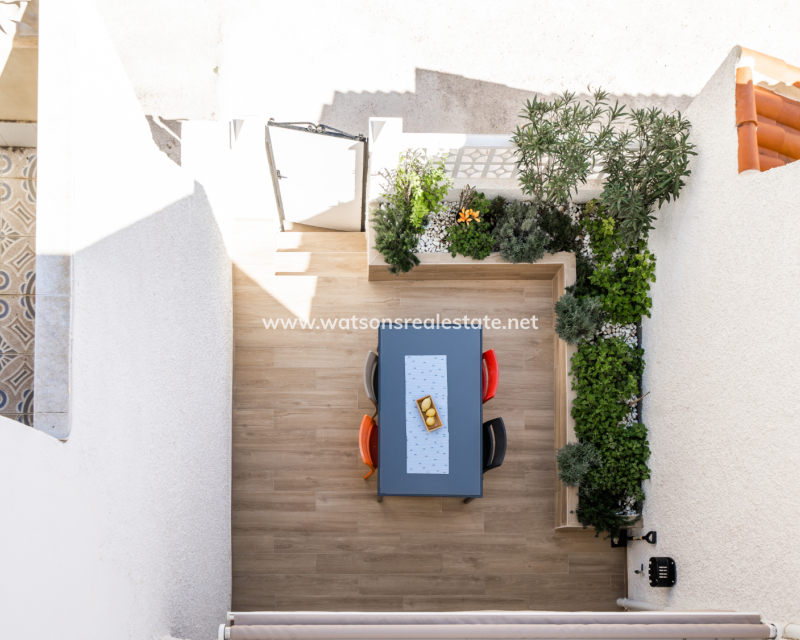 Resale - Reihenhaus - Urb. La Marina