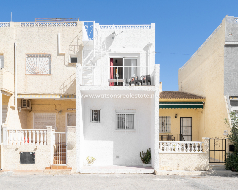 Resale - Reihenhaus - Urb. La Marina