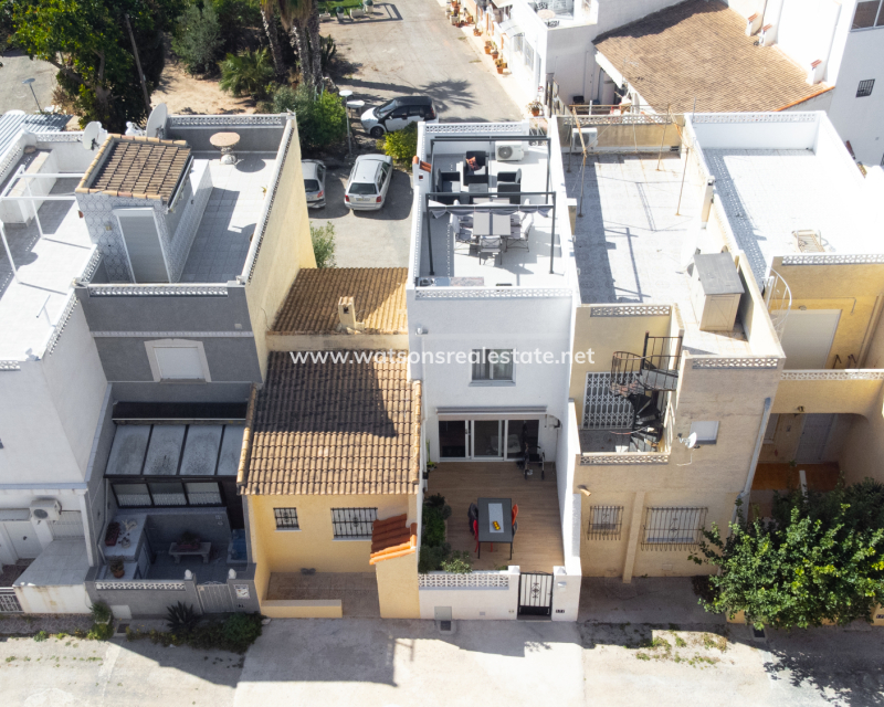 Resale - Reihenhaus - Urb. La Marina