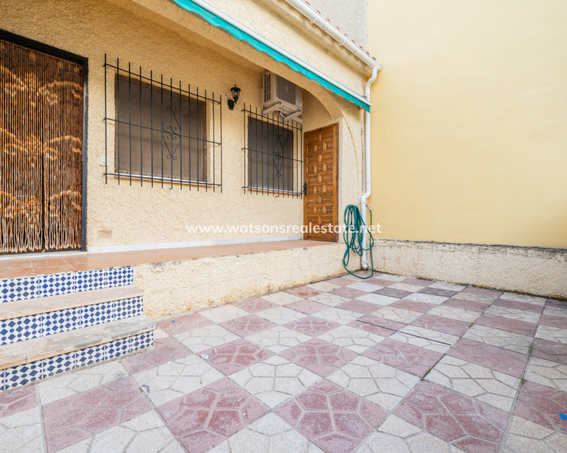 Resale - Reihenhaus - Urb. La Marina