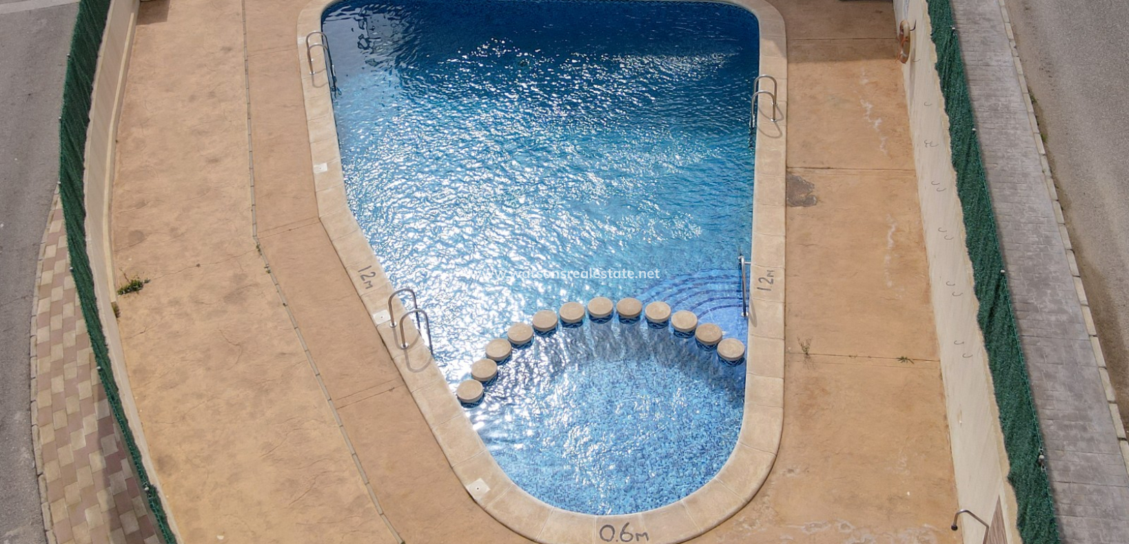 Resale - Reihenhaus - Urb. La Marina