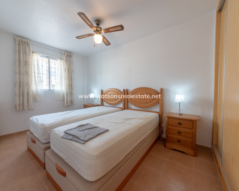 Resale - Reihenhaus - Urb. La Marina