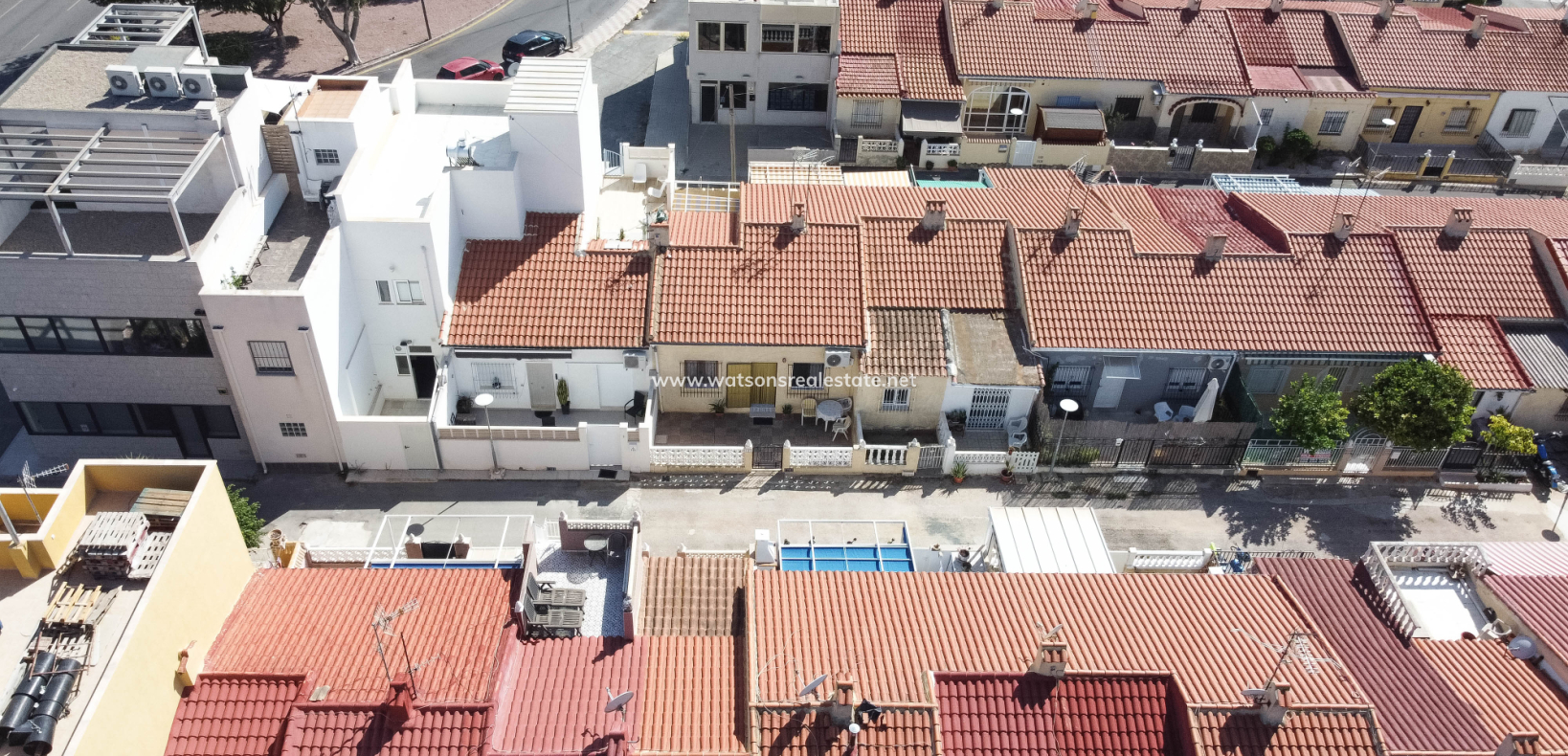 Resale - Reihenhaus - Urb. La Marina