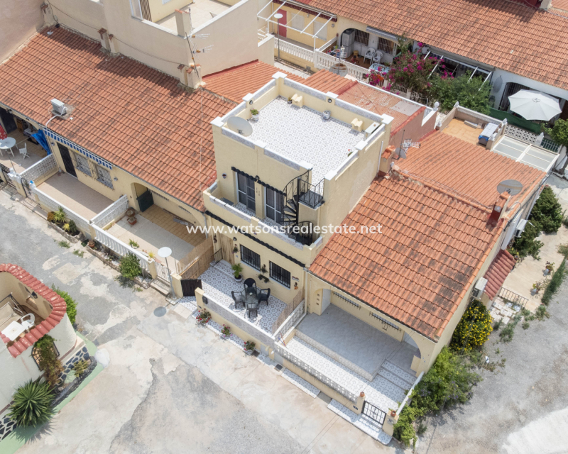 Resale - Reihenhaus - Urb. La Marina