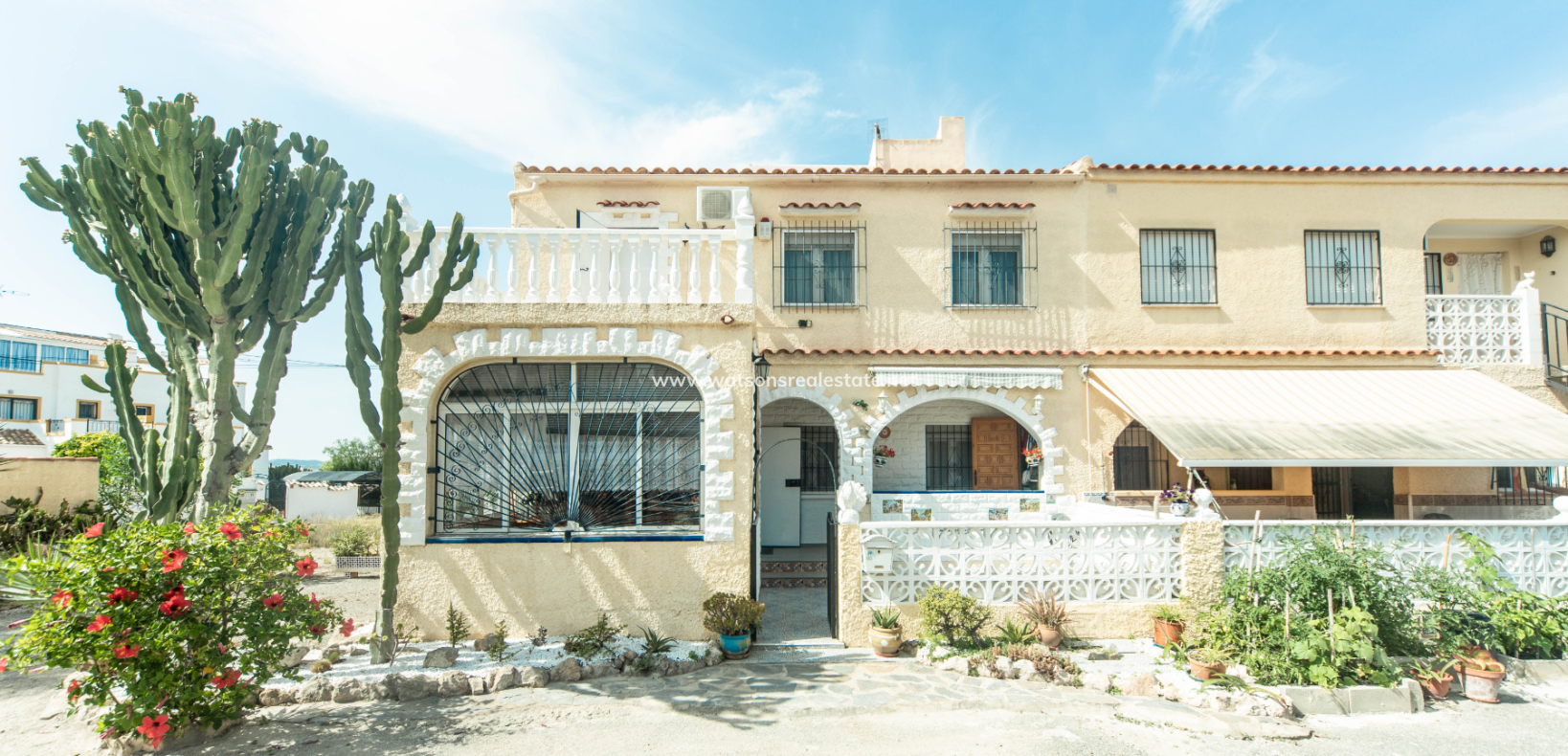 Resale - Reihenhaus - Urb. La Marina