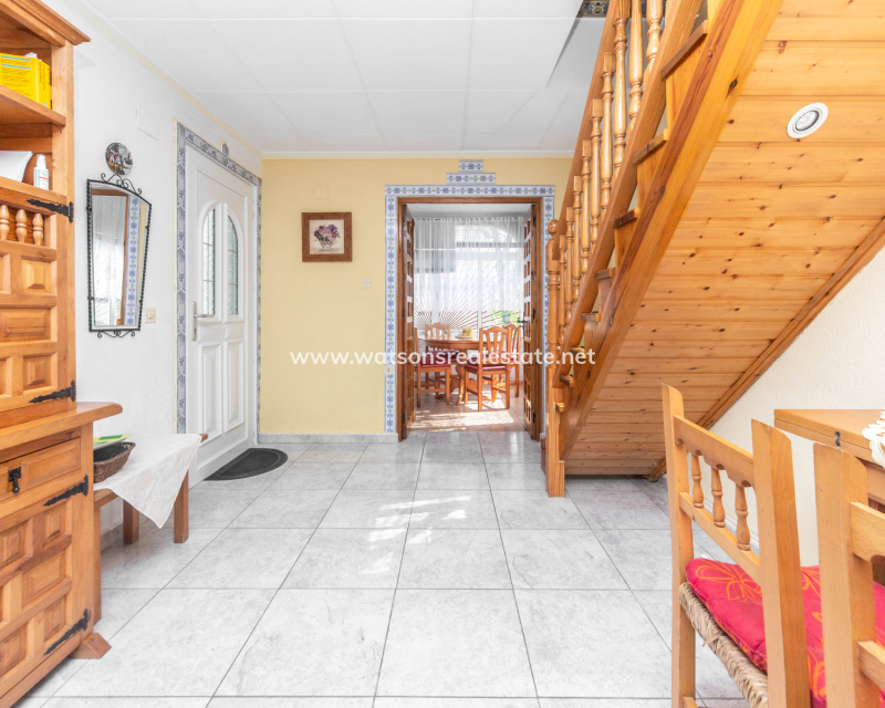 Resale - Reihenhaus - Urb. La Marina