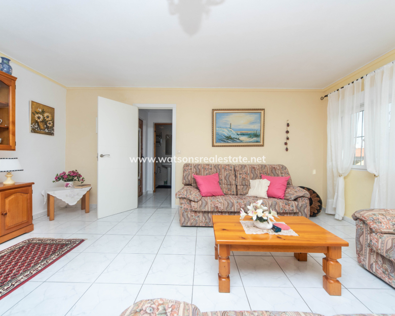 Resale - Reihenhaus - Urb. La Marina