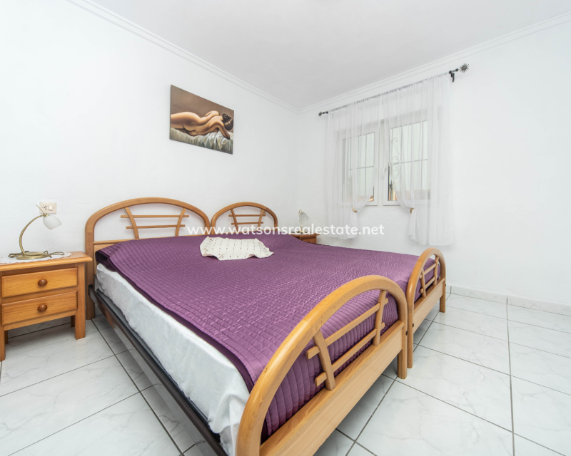 Resale - Reihenhaus - Urb. La Marina