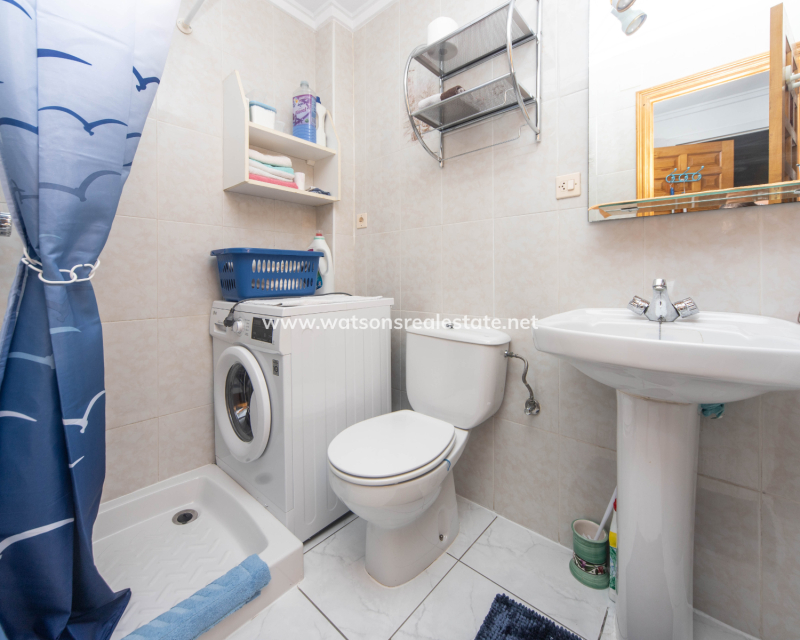 Resale - Reihenhaus - Urb. La Marina