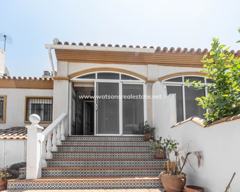 Resale - Reihenhaus - Urb. La Marina